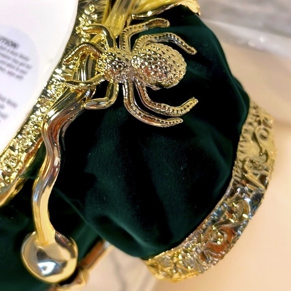 🆕 Bath & Body Works Fall 2022 Ltd Velvet Ivy Bust 3-Wick Candle Pedestal Holder - Picture 10 of 14